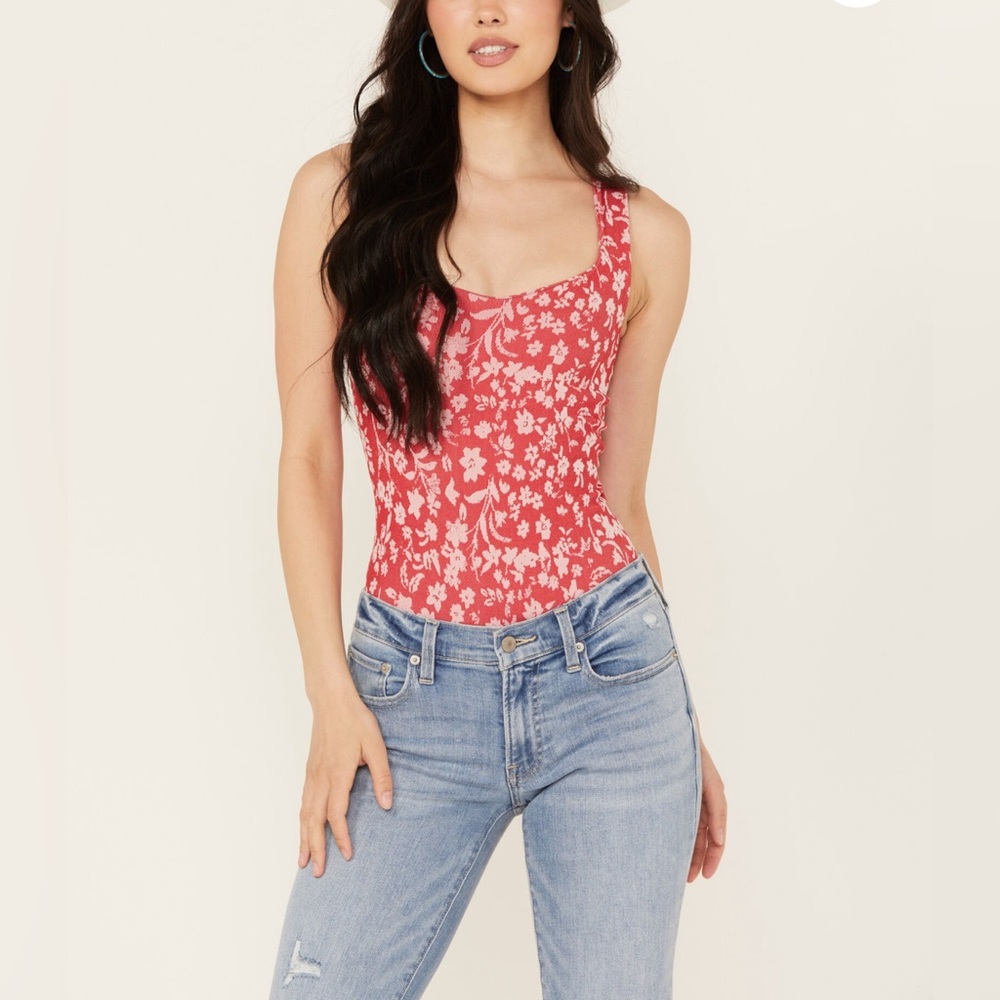 Free People Women’s Clean Lines Printed Bodysuit (Red and Light Pink Floral)